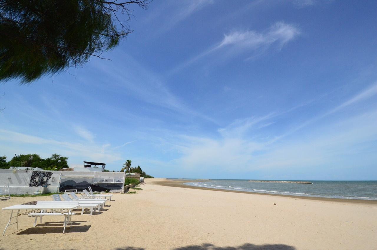 Loft Caravan Resort Haad Chao Samran Exterior photo